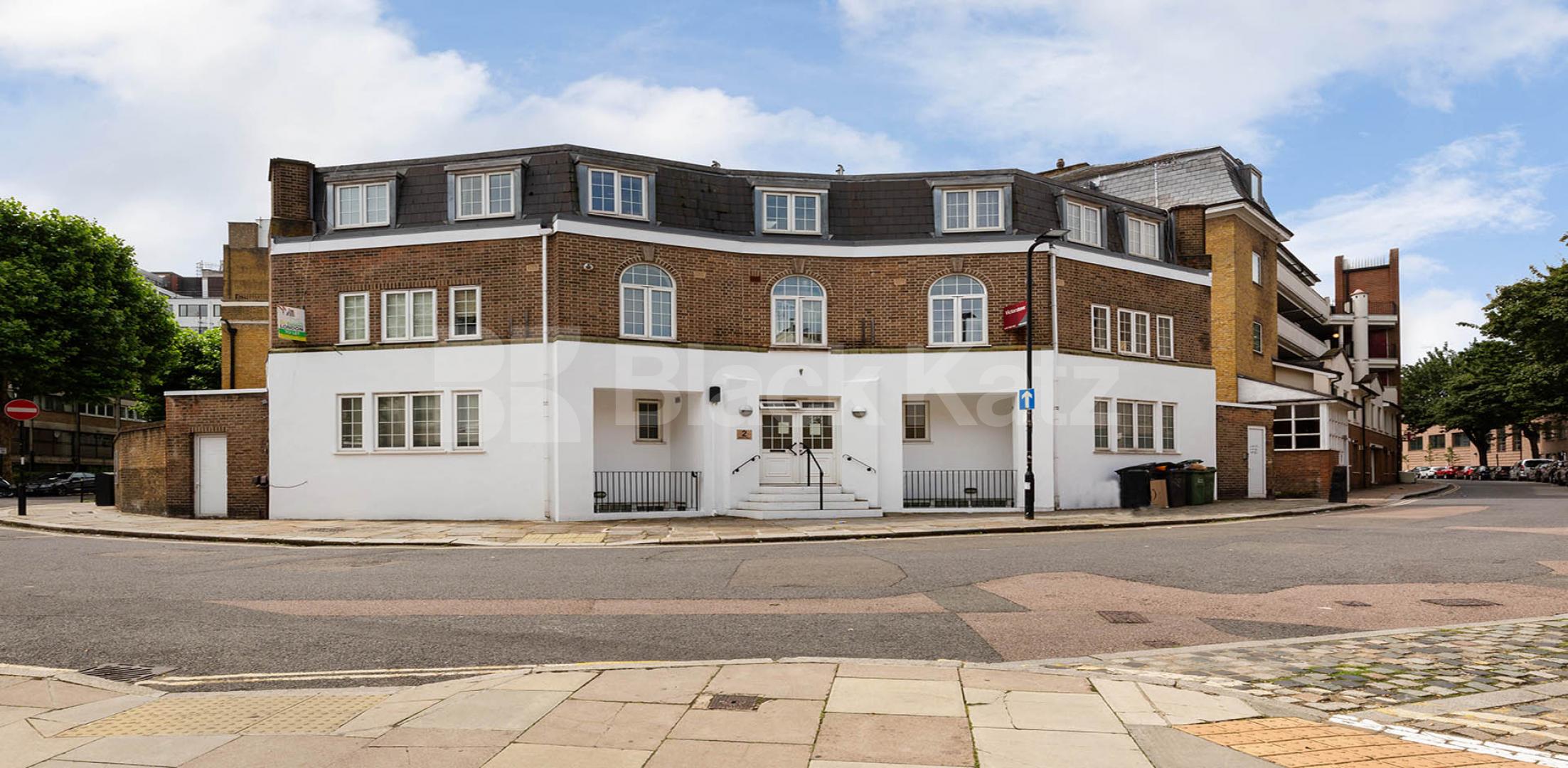 			Spacious one / two bed minutes to ucl, soas & royal vet college, 2 Bedroom, 1 bath, 1 reception Flat			 Doric Way, Euston